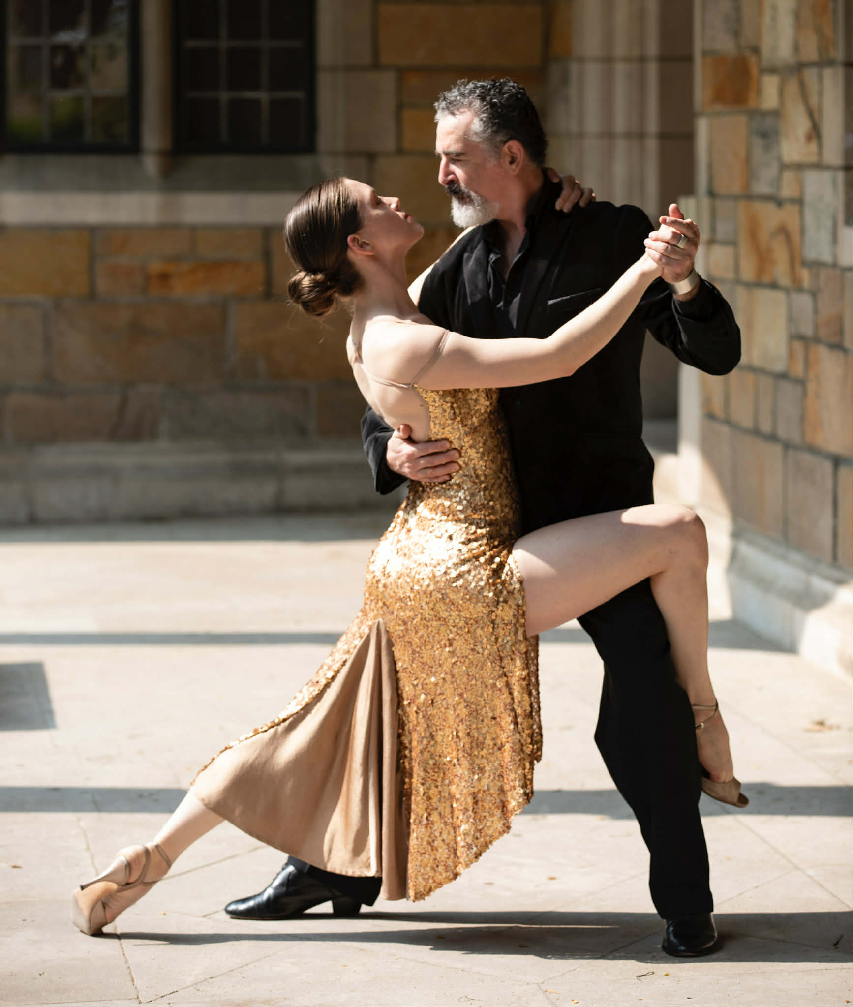 Beginner Tango Workshop & Practica with Sophia & Jose "El Kronox"!
