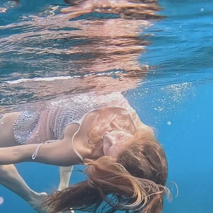 The Art of Letting Go ≈≈ Heart Tantra & Dance improvisation in Water °°°°