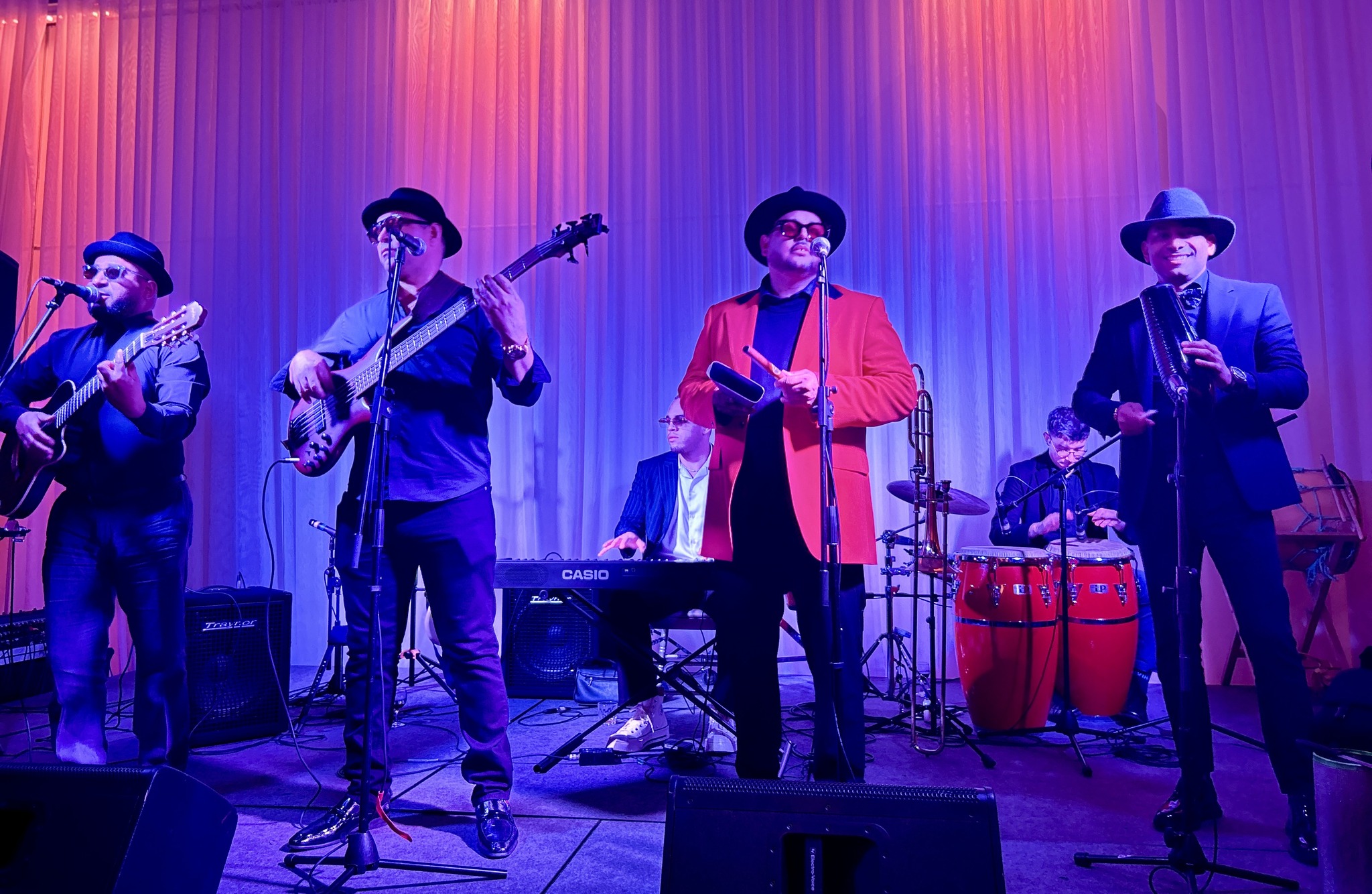 Party de Noël Cubain avec TCMS