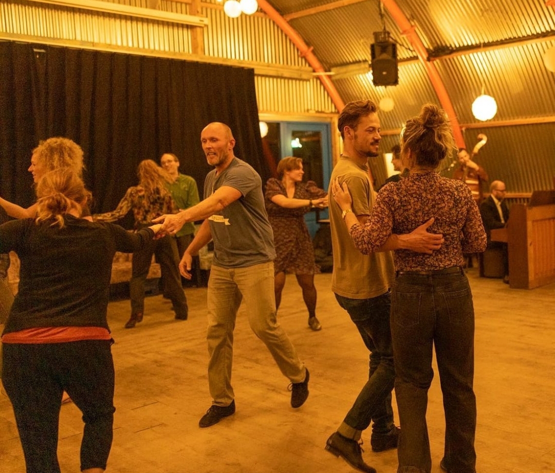 Lindy hop * free taster for beginners * social for all