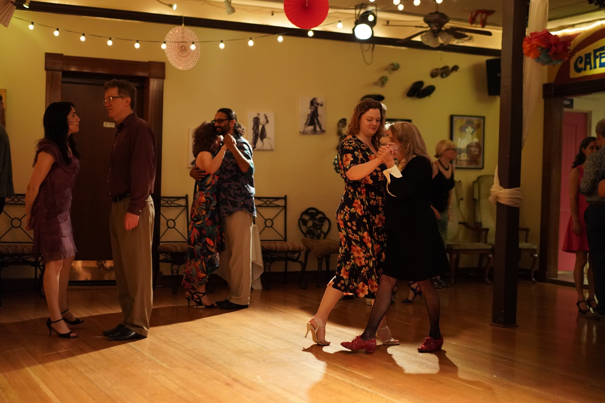 Tango Exquisito Learn & Play