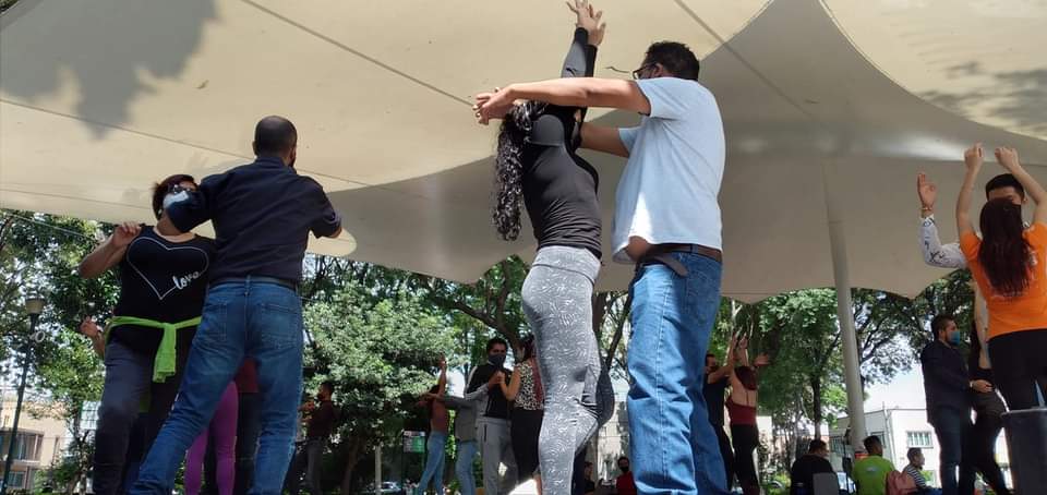 Baila al aire libre en Salsa inn the Park Mx