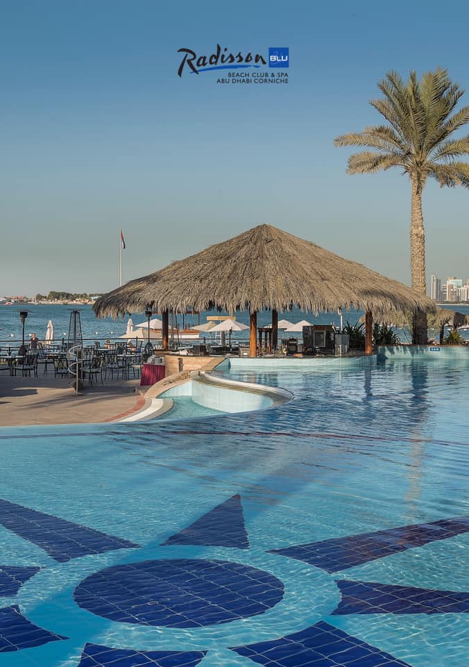 Puesta Romantica @ Escape Bar Radisson blu