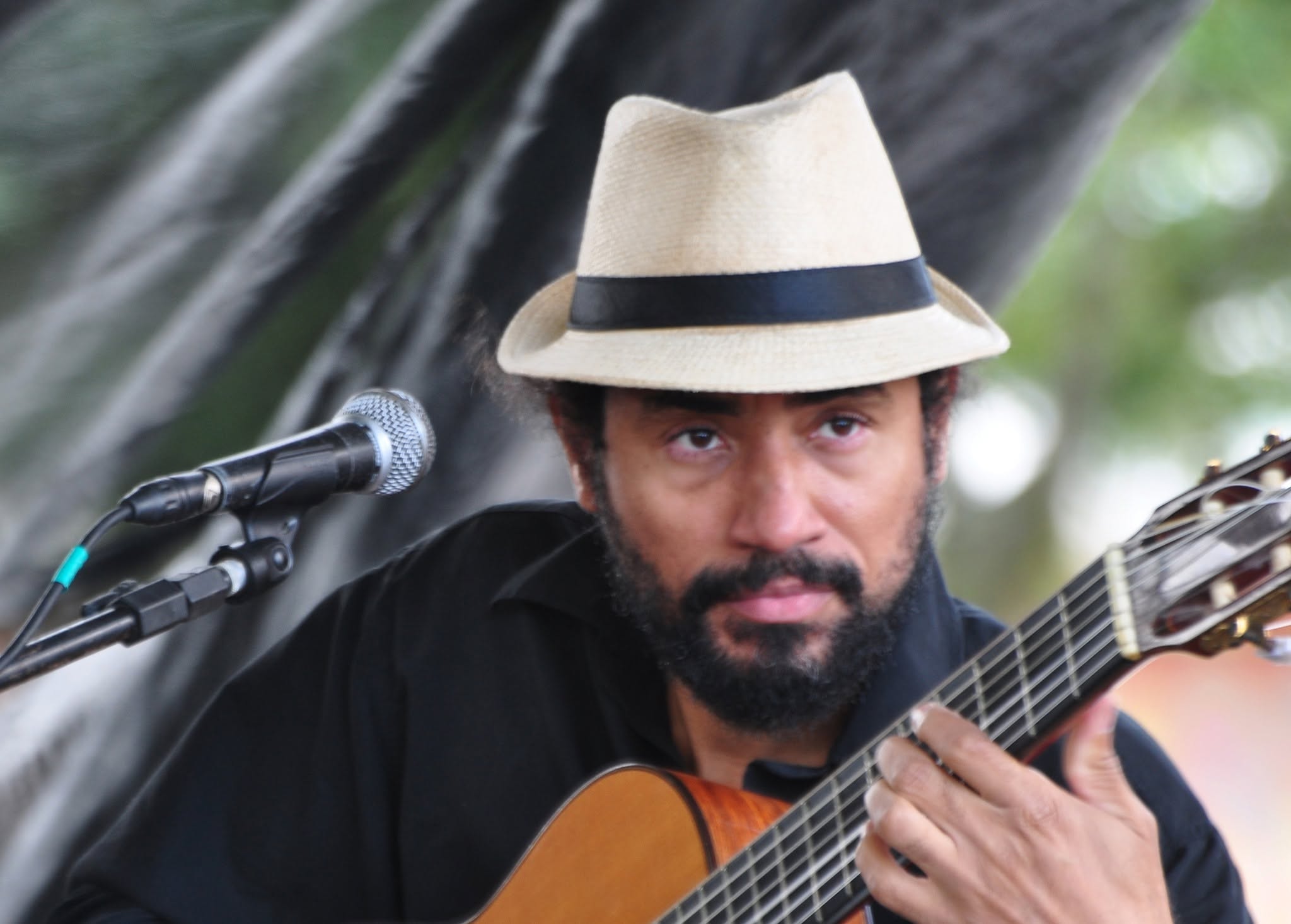 Duo Nosso Samba convida: Álvaro Fausane