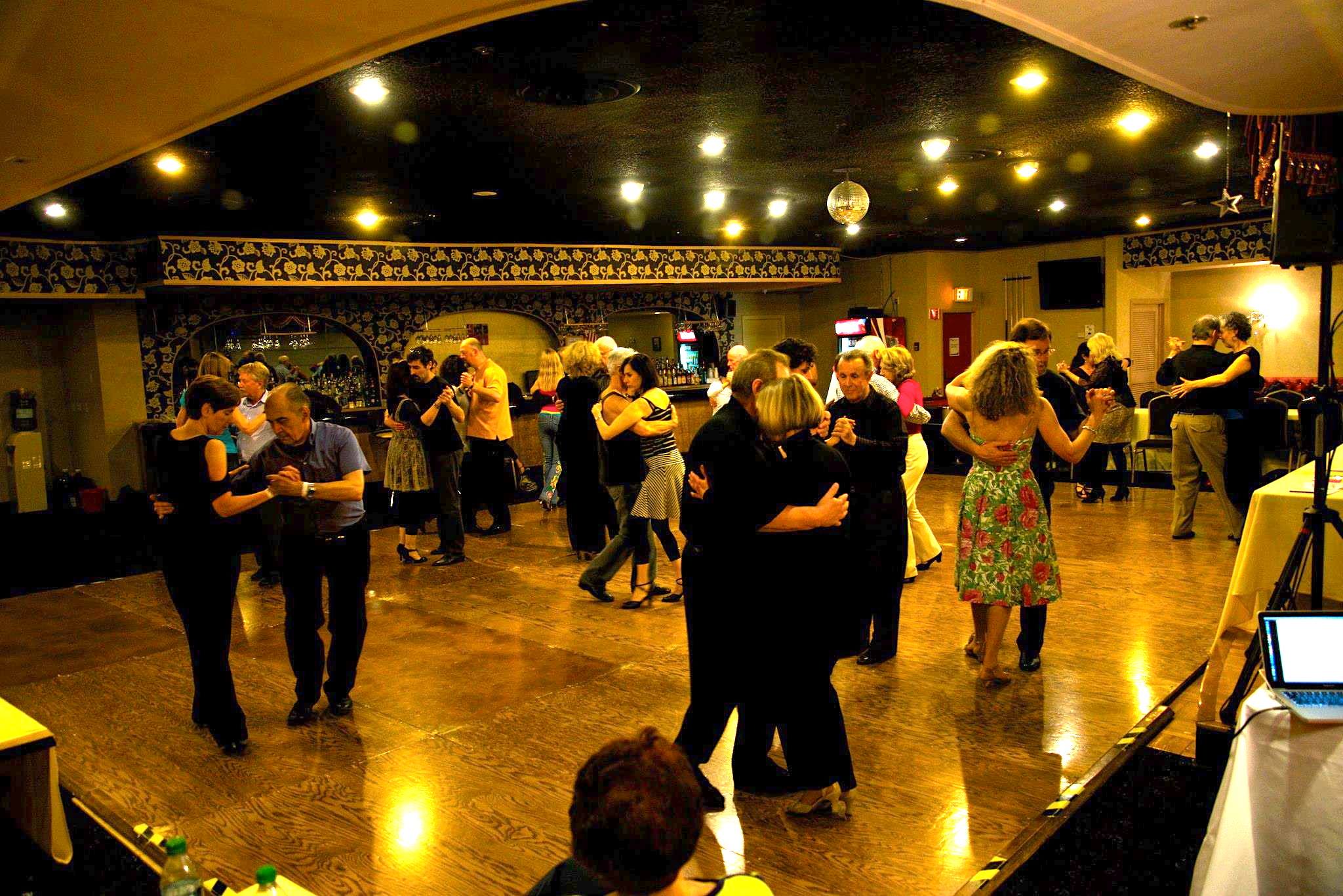 STARDUST SUNDAY TANGO PROGRAM, APRIL 17th!