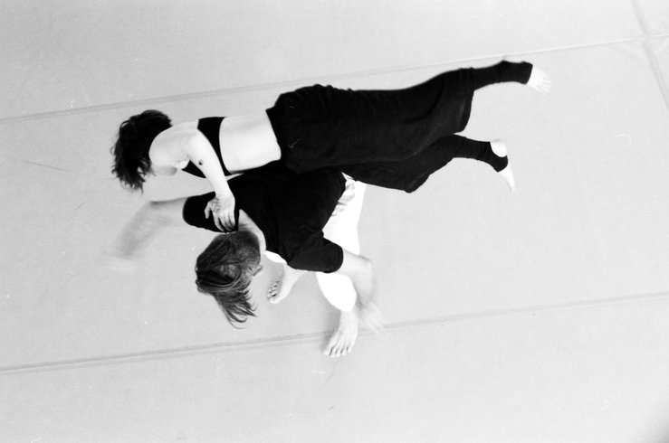 CONTACT IMPROVISATION CLASS+JAM