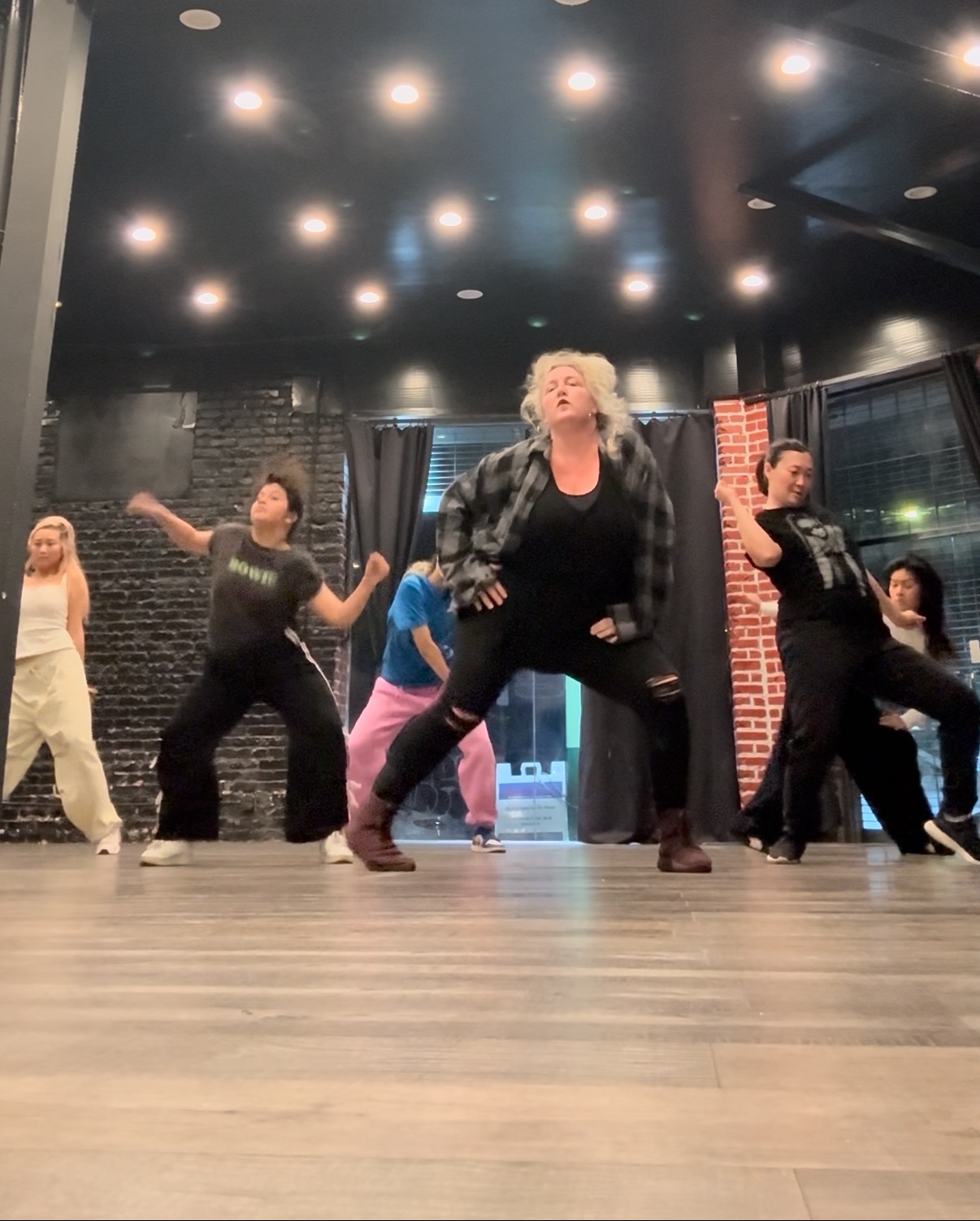 Adult Hip-Hop w Cristi