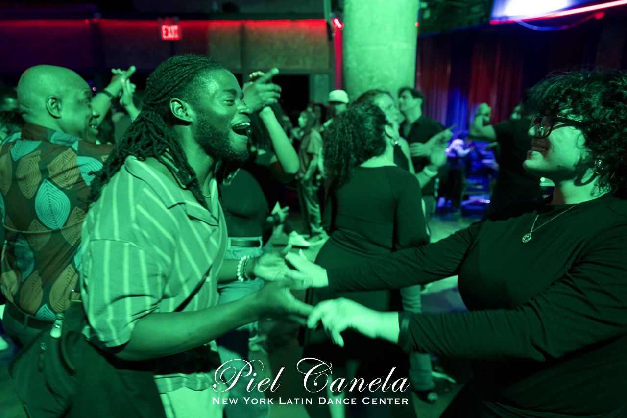 Salsa Groove Fridays: Free Salsa Dance Lessons & Happy Hour