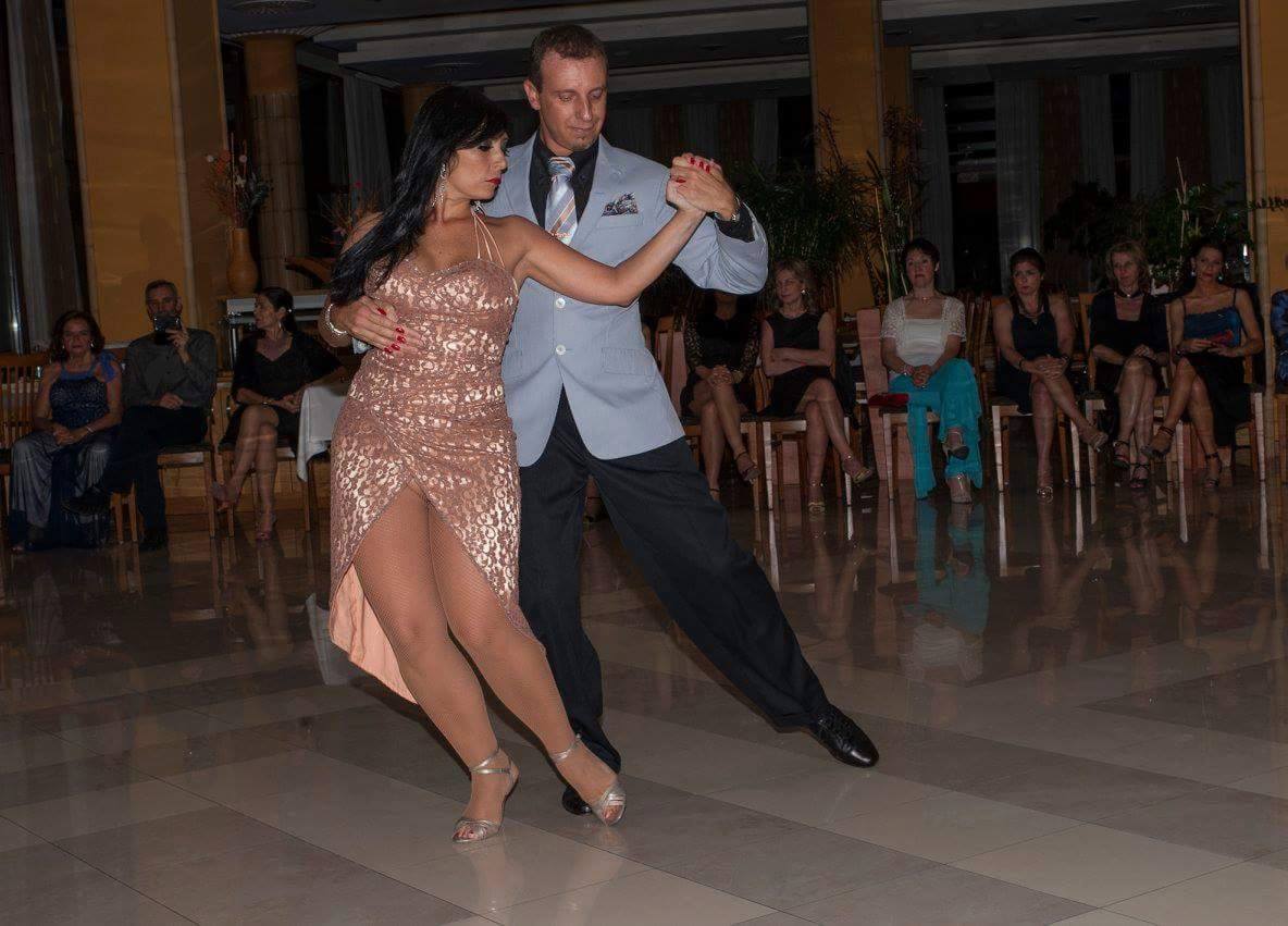 Corso di TANGO ARGENTINO *Intermedi*