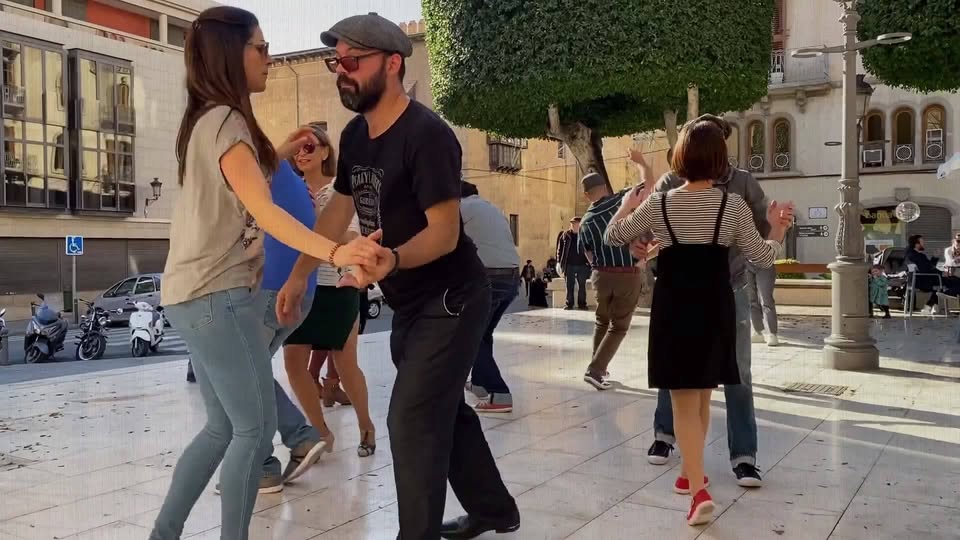 ▷ Nuevo Grupo ( Para menos de un año bailando Lindy )