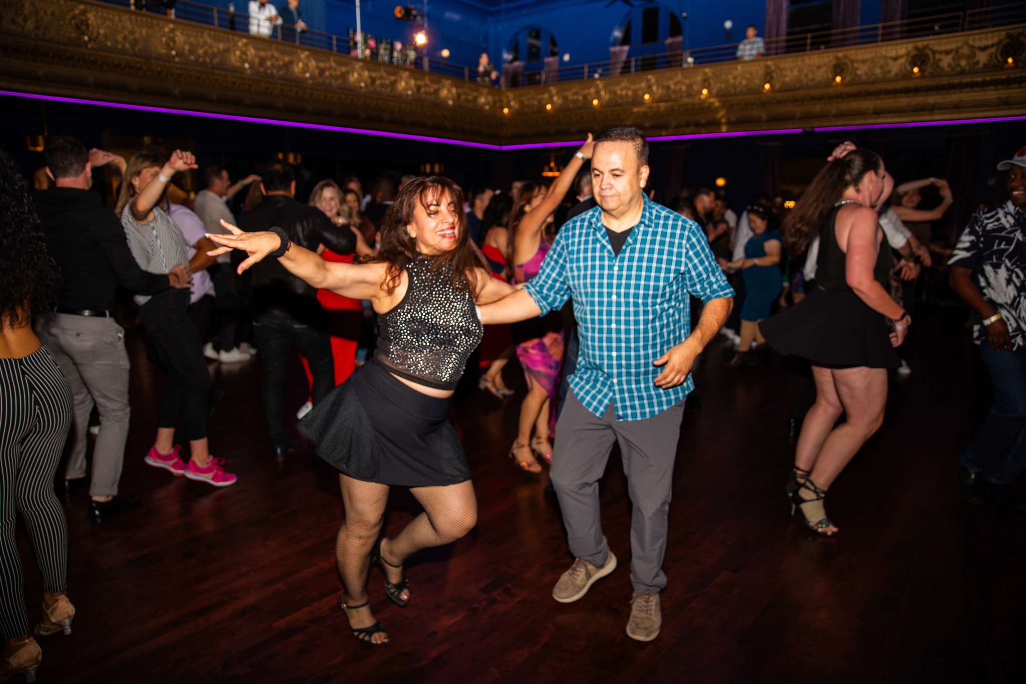 Salsa Social Dance with Drop-In Lesson and Live Music (21+)