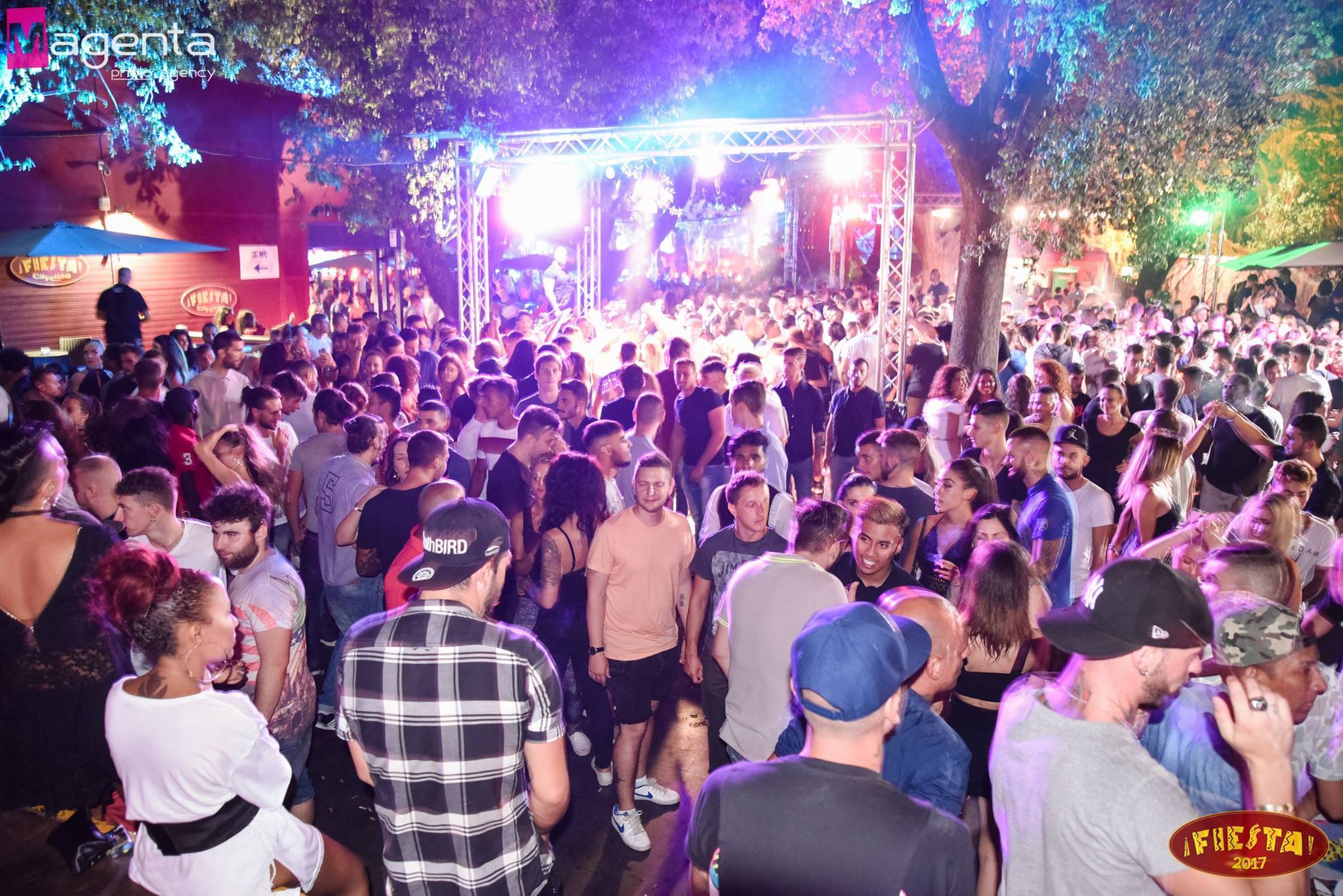 Fiesta Venerdi Con Classe La Noche Mas Completa!