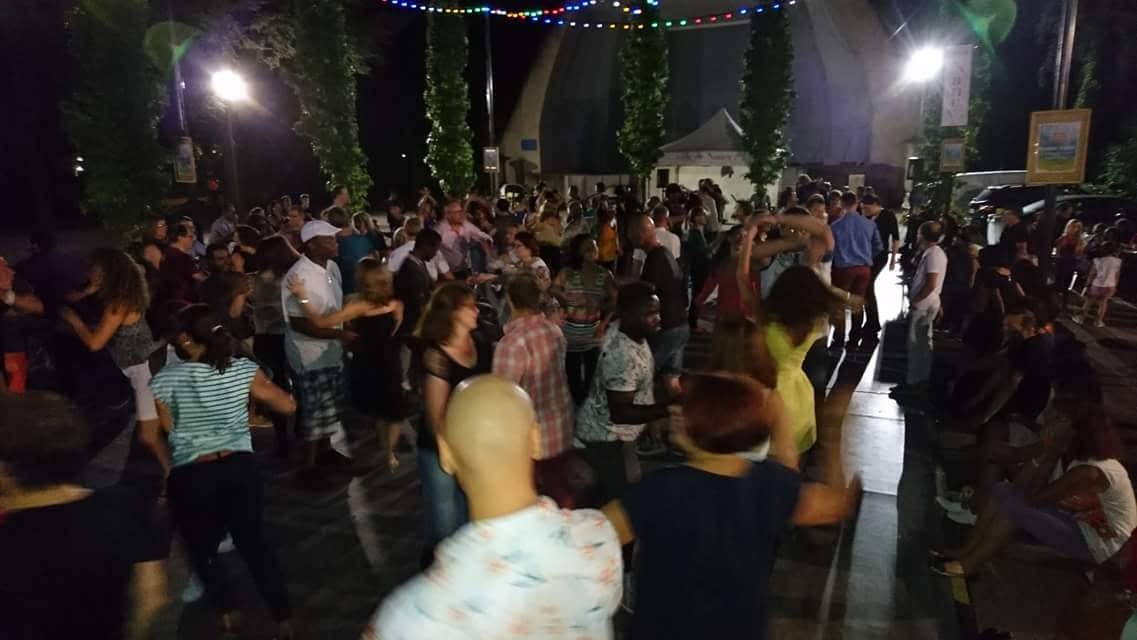 SPÉCIAL BACHATA KIZOMBA