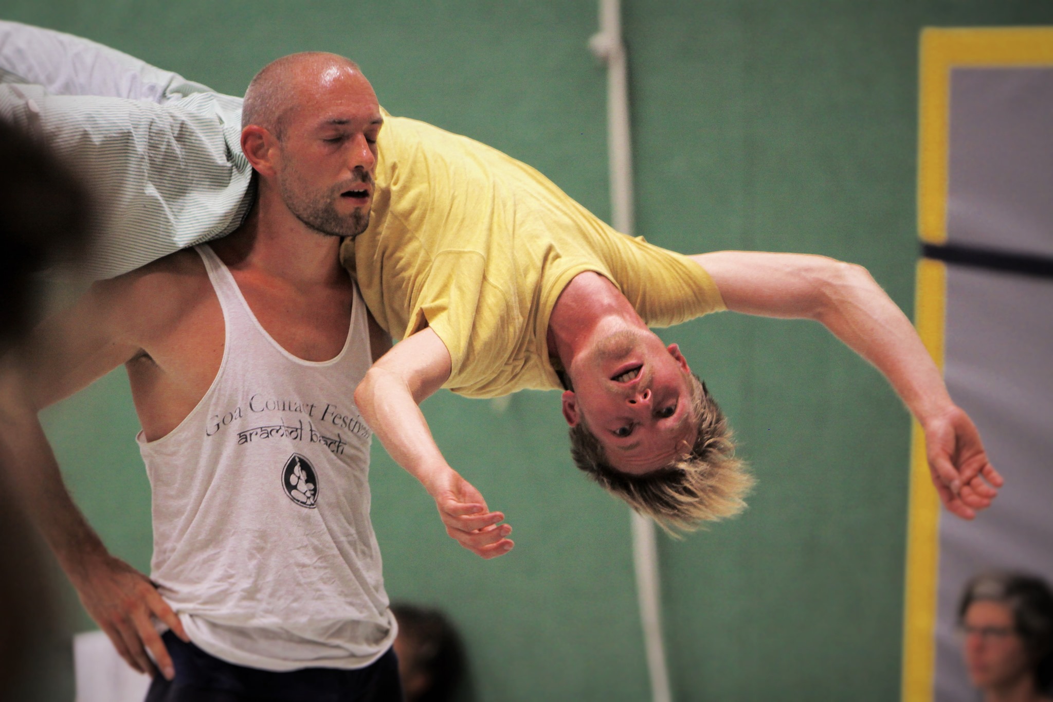 SOFT & PRESENT. CONTACT IMPROVISATION WORKSHOP WITH ULLI WITTE