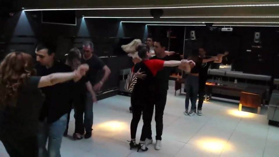 Cursuri de Salsa si Bachata pentru Incepatori