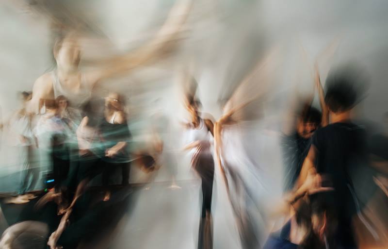 Dança Teatro Música em Improviso! no Ziriguidum ½ virada