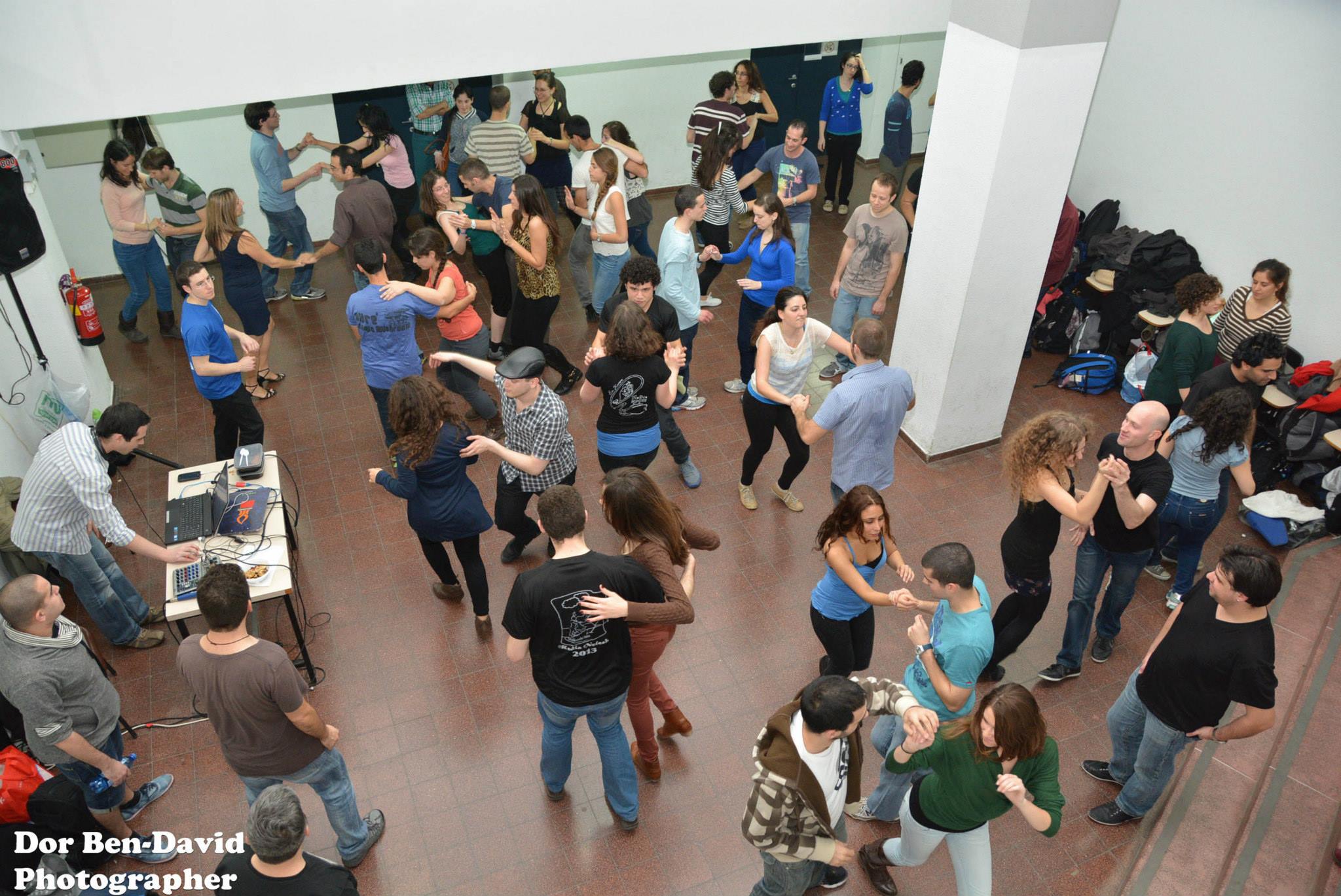 מסיבת סלסה חינם של מדיה נוצ'ה ת"א MeNTA's Free Salsa Party