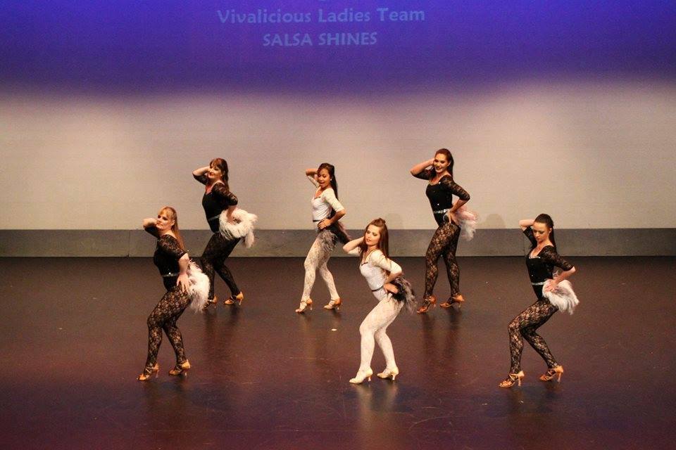 Ladies Salsa Shines, Styling, Body movement and spins